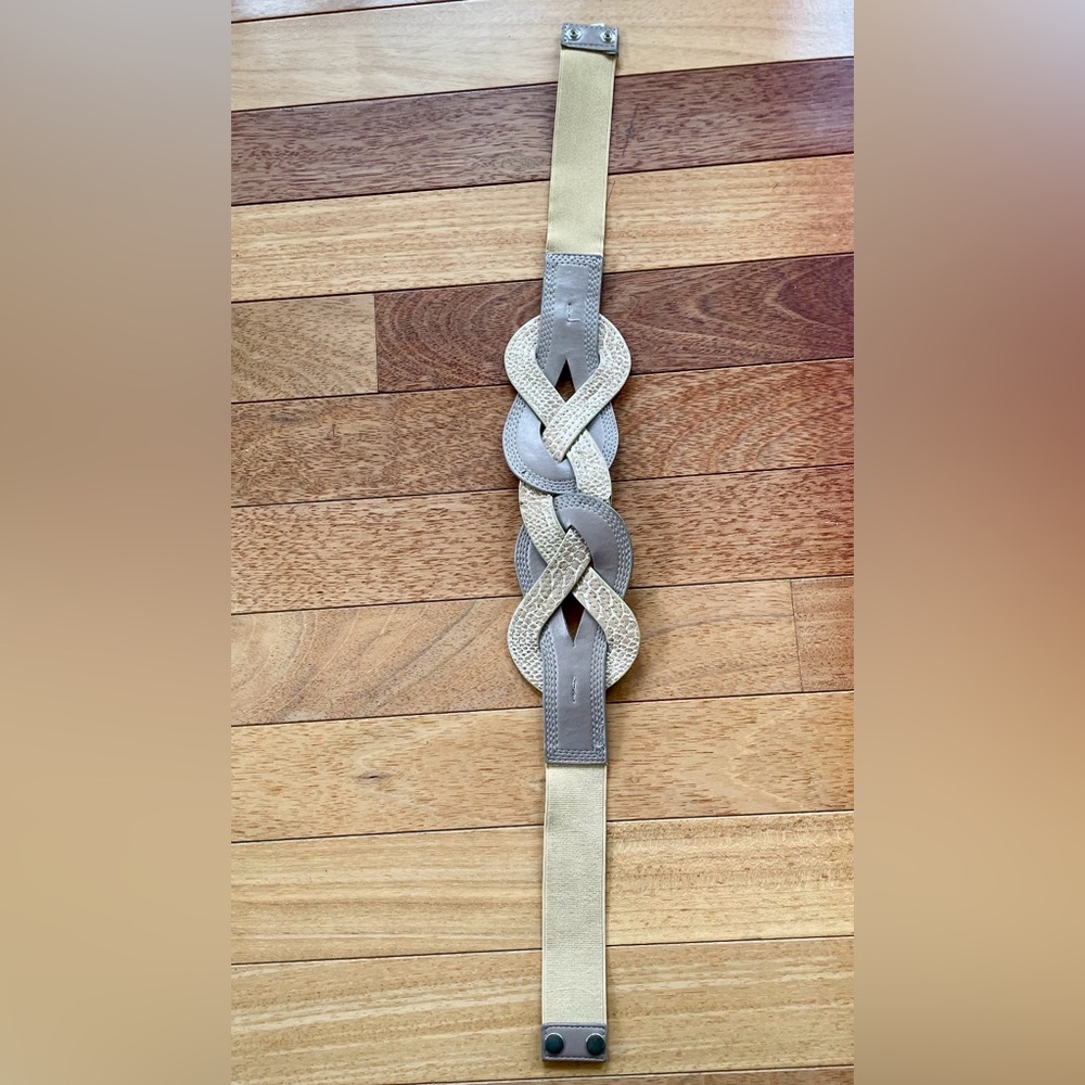 KIMCHI BLUE URBAN OUTFITTERS STRECH HIGH WAIST BELT NEUTRAL SIZE M